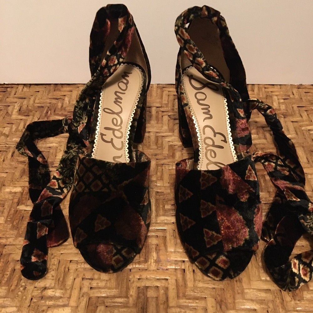 Sam Edelman  Ankle Wrap Block Heel Size 7